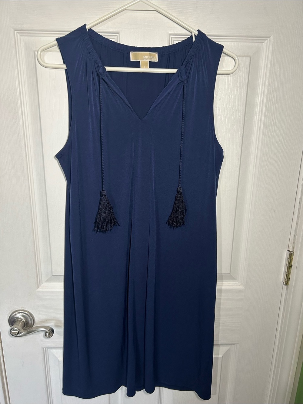 Michael Kors sleeveless V-neckline Navy Blue Tassel Tie Shift Dress Size Small